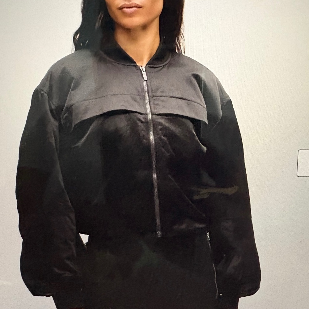 NWT Lululemon Insulated Ruched Bomber Jacket